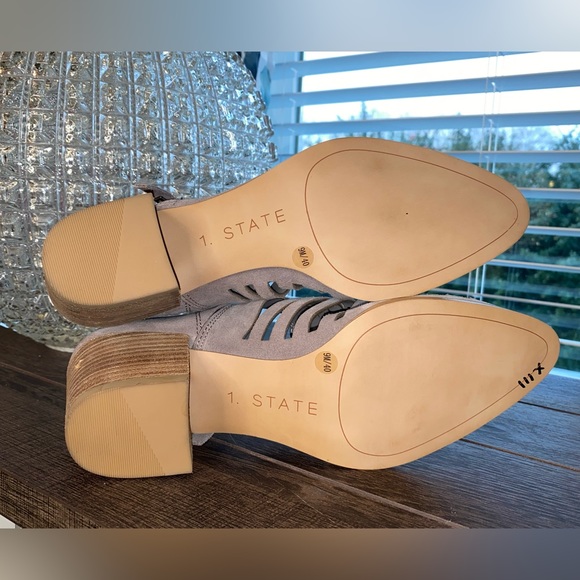 1. State Arnet Stacked Heel booties Suede Gray 9M - Picture 8 of 16